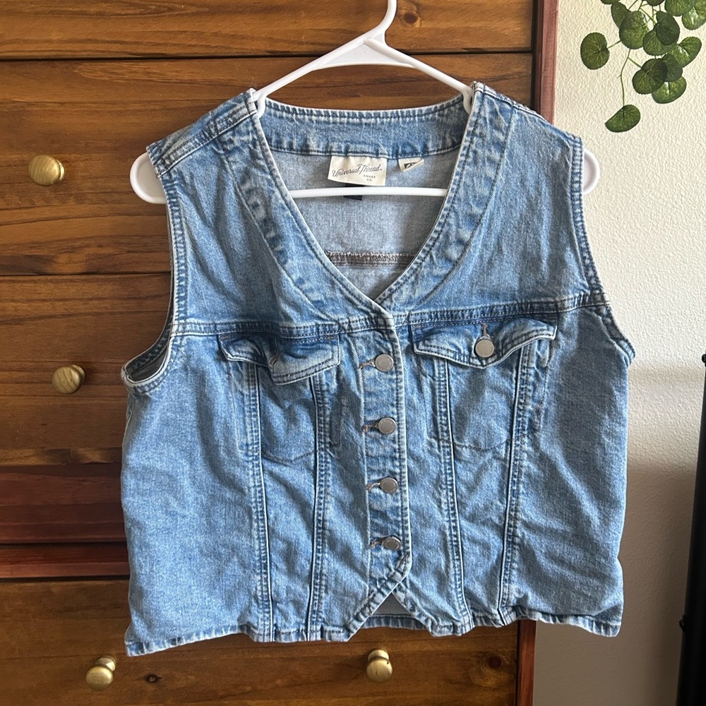 Universal Thread Denim Vest